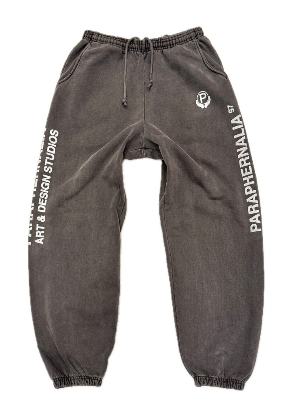 Paraphernalia Sz L